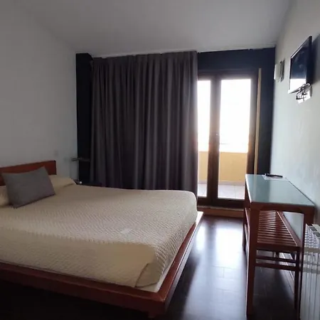 拉文塔德马尔酒店 宾馆 2*